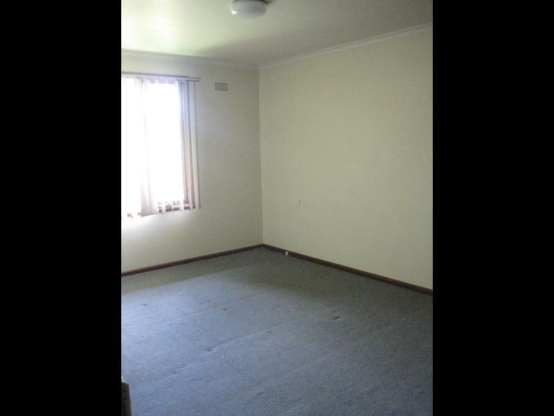 6 Podargus Place, Ingleburn NSW 2565