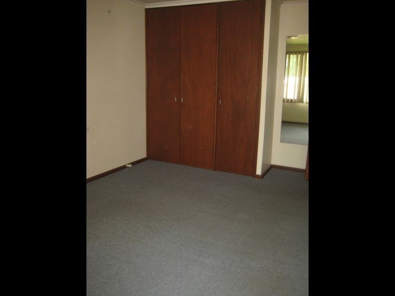 6 Podargus Place, Ingleburn NSW 2565