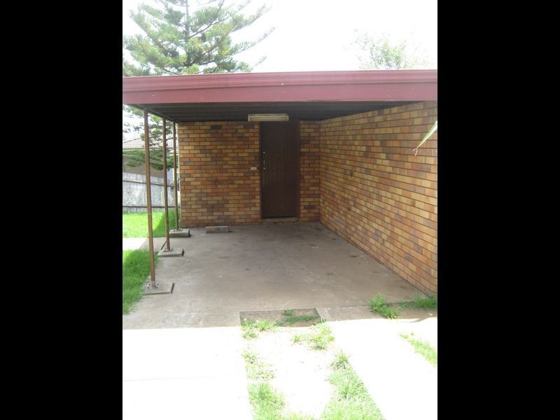 6 Podargus Place, Ingleburn NSW 2565