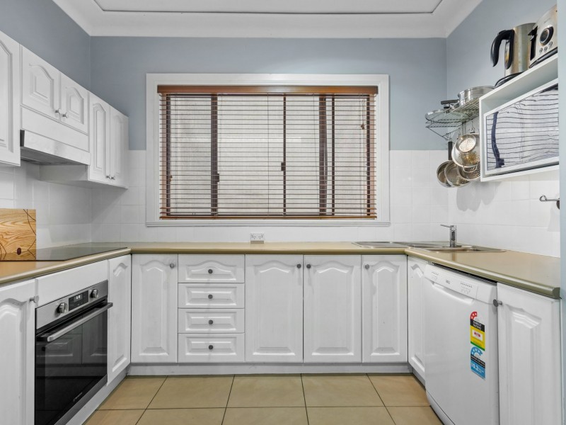12 Bingara Road, Macquarie Fields NSW 2564