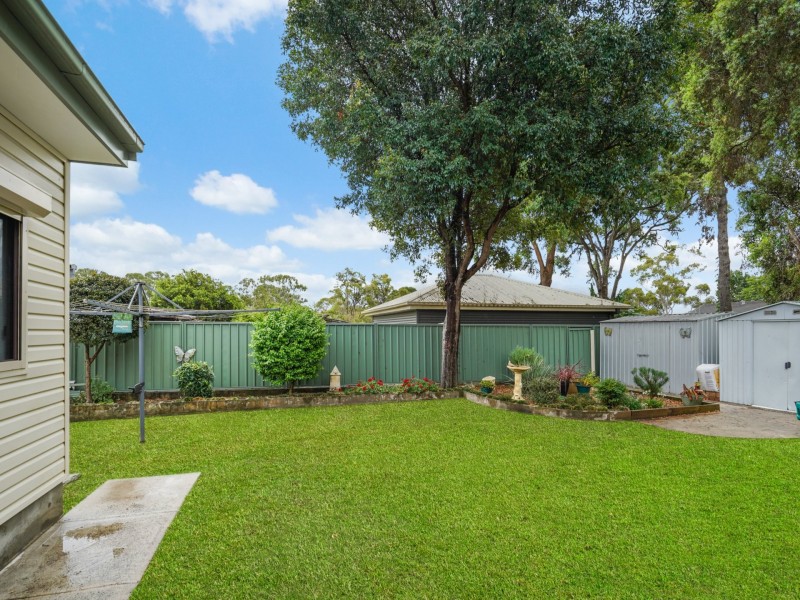12 Bingara Road, Macquarie Fields NSW 2564