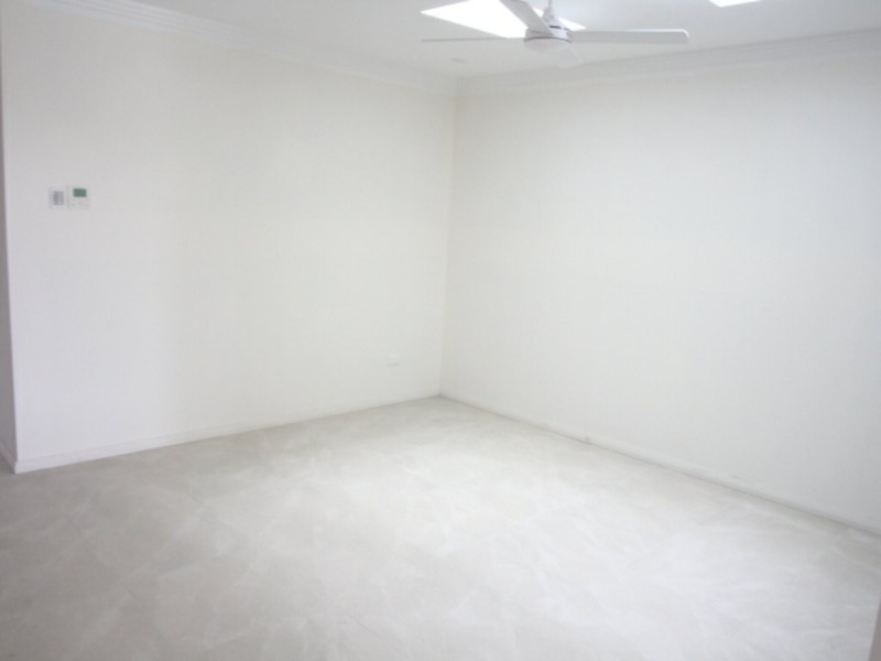 57 Fieldhouse Circuit, Campbelltown NSW 2560