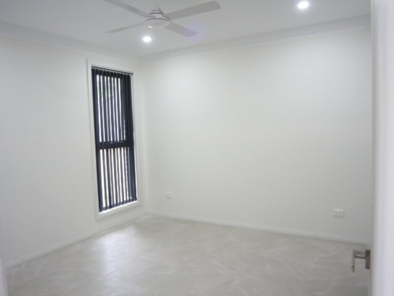 57 Fieldhouse Circuit, Campbelltown NSW 2560