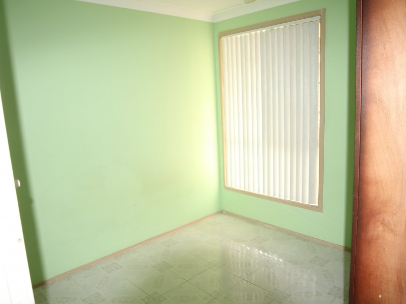 11 Blackwood Ave, Minto NSW 2566