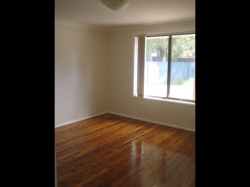 3 Kelburn Place, Airds NSW 2560