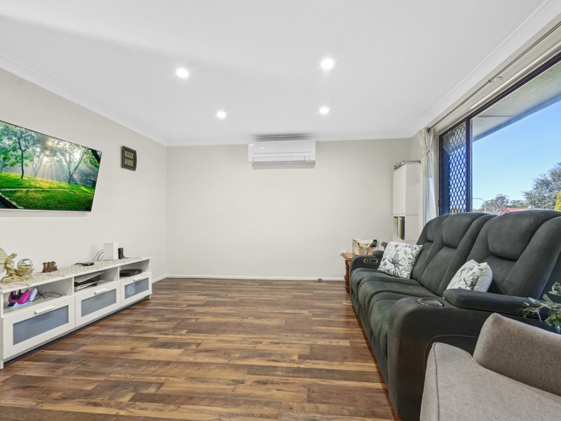1 and 1A Kokoda Place, Glenfield NSW 2167
