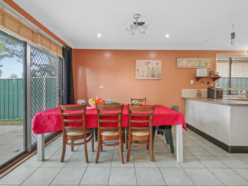 31 Rutherglen Drive, St Andrews NSW 2566