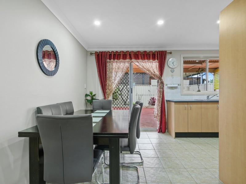 3/93 Cumberland Road, Ingleburn NSW 2565