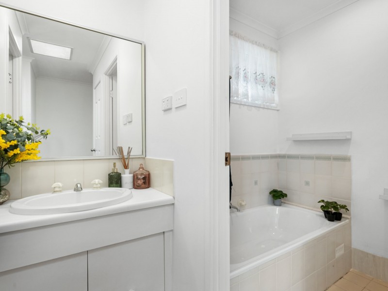 2/19 Pontiac Place, Ingleburn NSW 2565