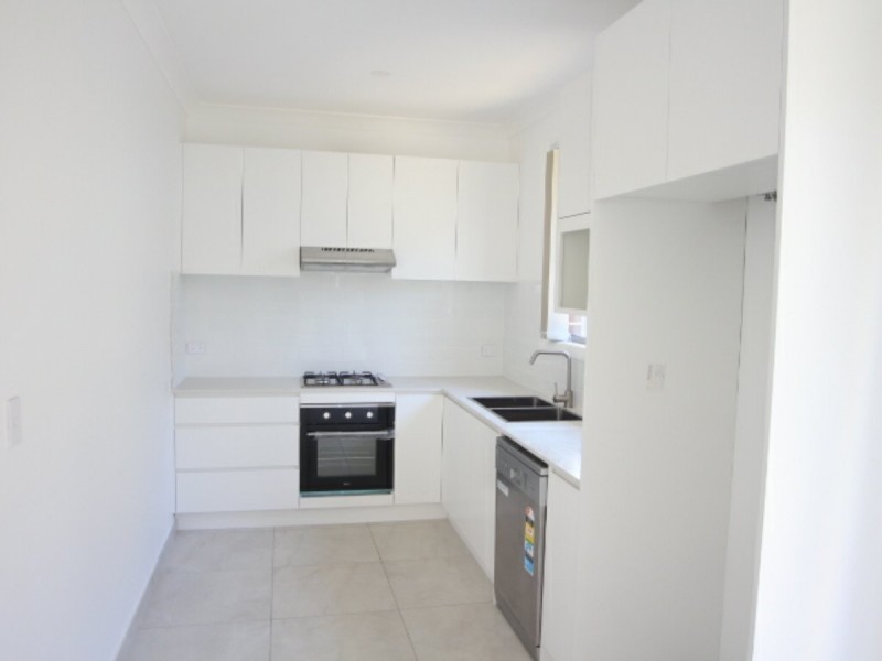 18B Parsons Grove, Oran Park NSW 2570