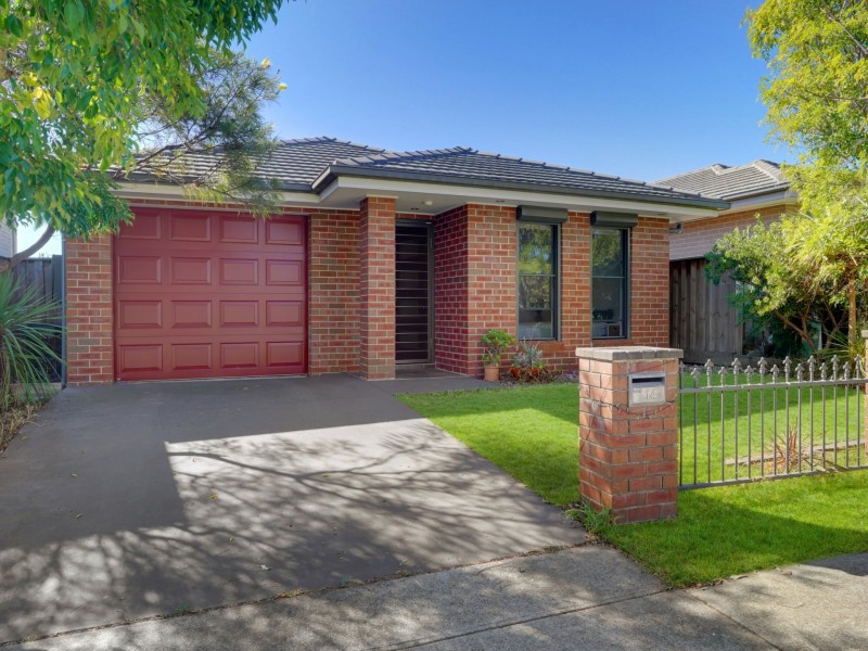 14 Twynam Place, Minto NSW 2566