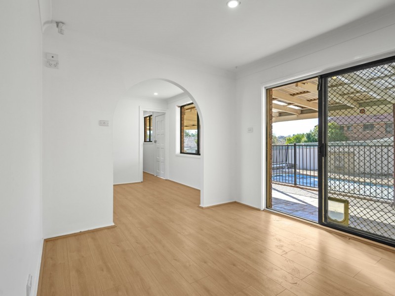 3 Angus Place, St Andrews NSW 2566