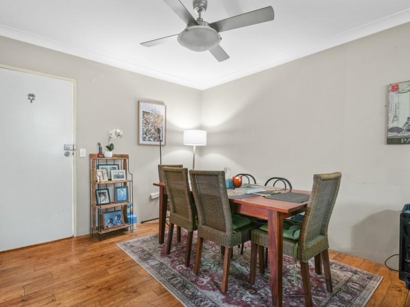 1/9-13 SURREY ST MINTO, Minto NSW 2566