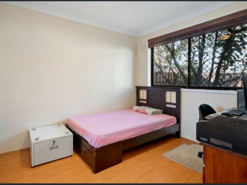 2/34 Minto Road, Minto NSW 2566