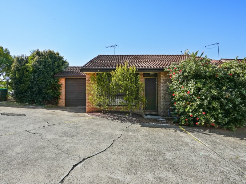 4/49 Blairgowrie Circuit, St Andrews NSW 2566