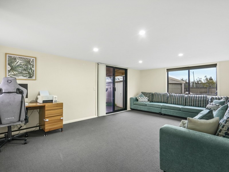 31 Lochalsh Street, St Andrews NSW 2566