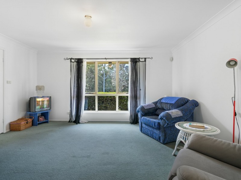 21 Glenfield Drive, Currans Hill NSW 2567