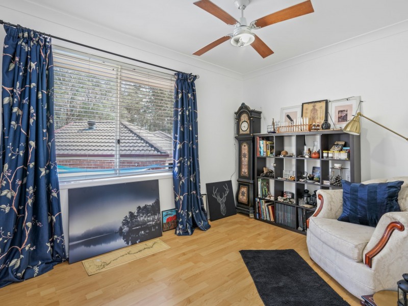 21 Glenfield Drive, Currans Hill NSW 2567