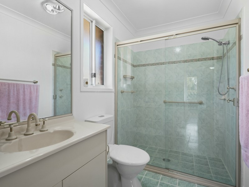 21 Glenfield Drive, Currans Hill NSW 2567