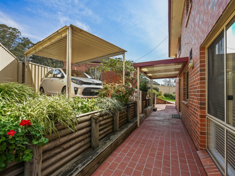 21 Glenfield Drive, Currans Hill NSW 2567