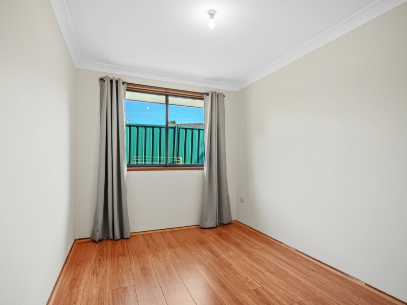 8 Bute Place, St Andrews NSW 2566