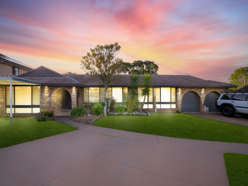 6 WARRIEWOOD STREET, Woodbine NSW 2560