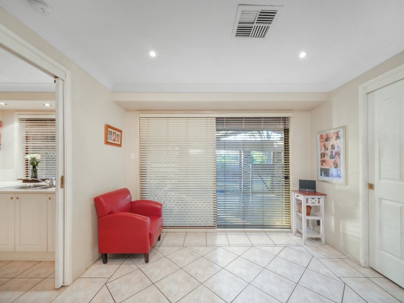 6 WARRIEWOOD STREET, Woodbine NSW 2560