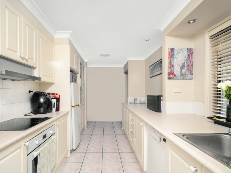 6 WARRIEWOOD STREET, Woodbine NSW 2560