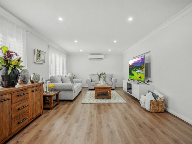 10 Leven Place, St Andrews NSW 2566