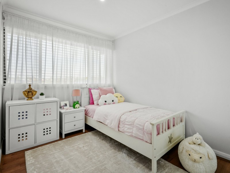 10 Leven Place, St Andrews NSW 2566