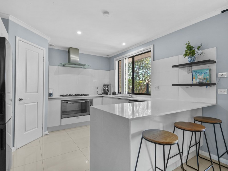 53 Bannockburn Avenue, St Andrews NSW 2566