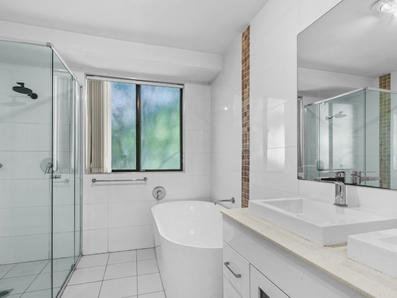 53 Bannockburn Avenue, St Andrews NSW 2566
