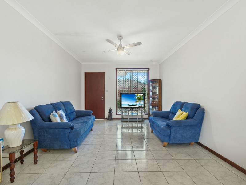 4/19 Azalea Place, Macquarie Fields NSW 2564
