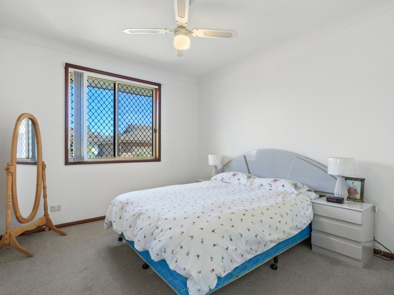 4/19 Azalea Place, Macquarie Fields NSW 2564