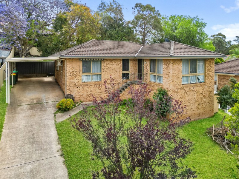 9 Crispsparkle Drive, Ambarvale NSW 2560