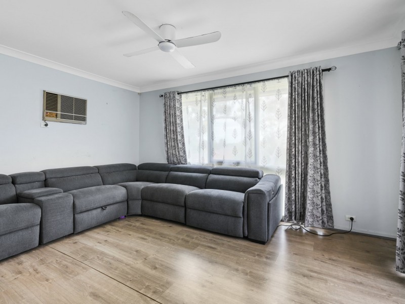 9 Crispsparkle Drive, Ambarvale NSW 2560