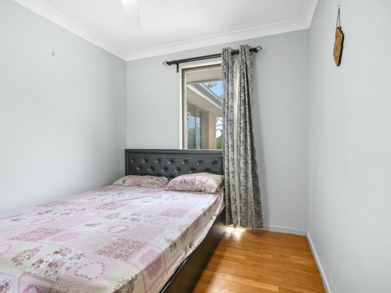 9 Crispsparkle Drive, Ambarvale NSW 2560