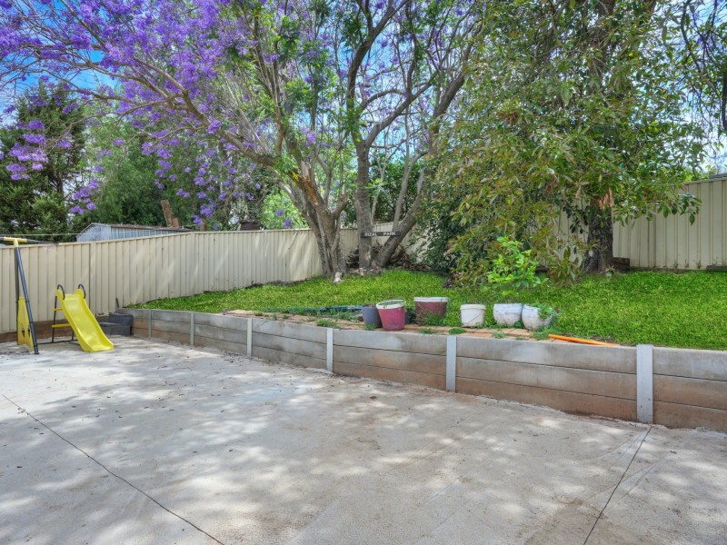 9 Crispsparkle Drive, Ambarvale NSW 2560