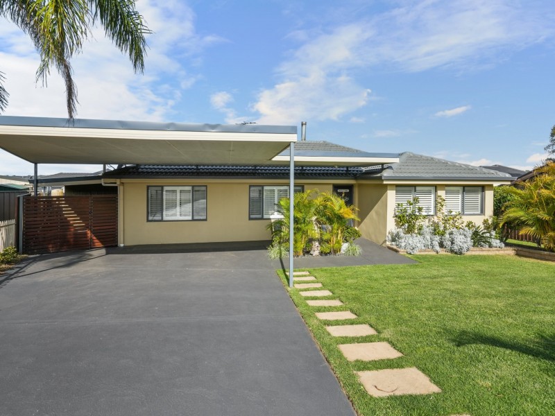 10 Leven Pl, St Andrews NSW 2566