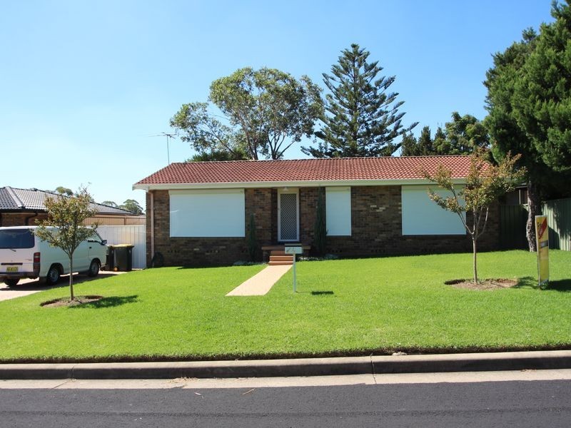 4 Irene Place, Ingleburn NSW 2565