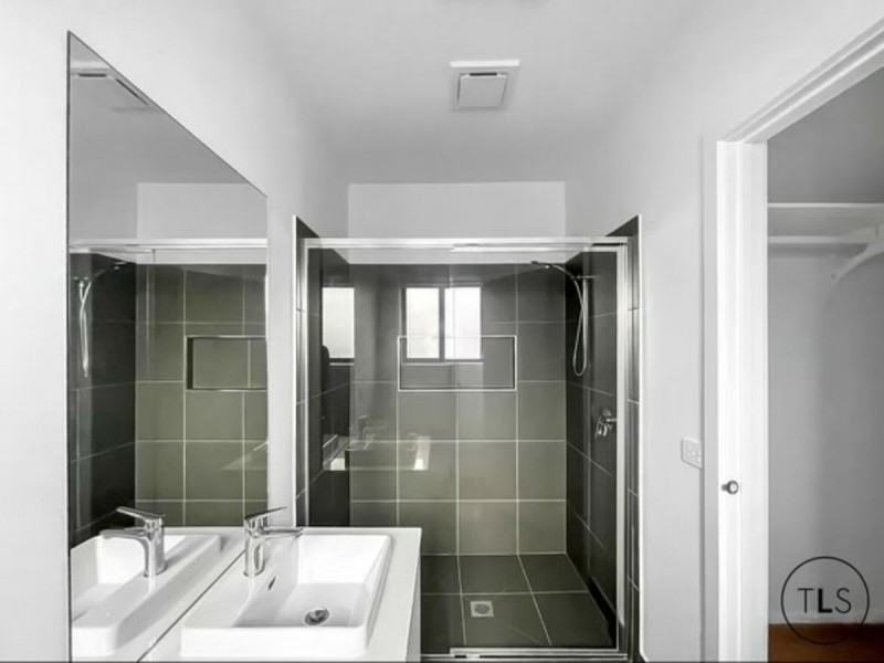6 Doyle Street, Campbelltown NSW 2560