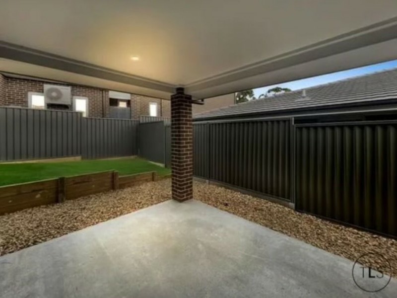 6 Doyle Street, Campbelltown NSW 2560