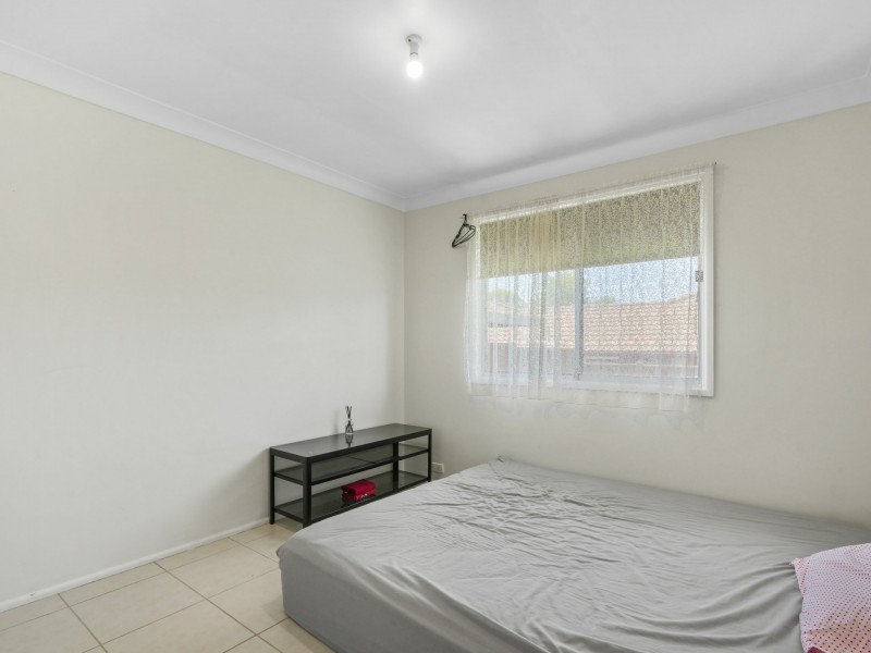 1/23 Second Avenue, Macquarie Fields NSW 2564