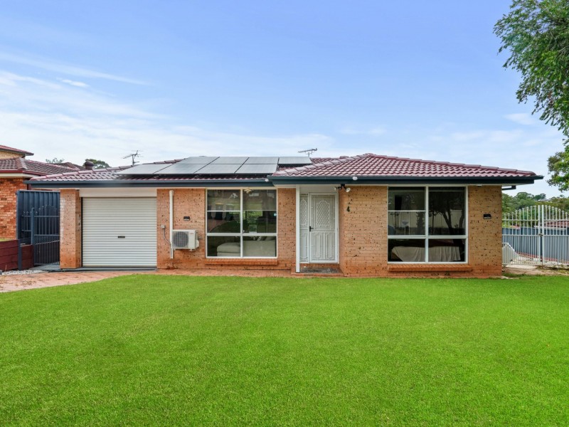 4 Westland Close, Raby NSW 2566