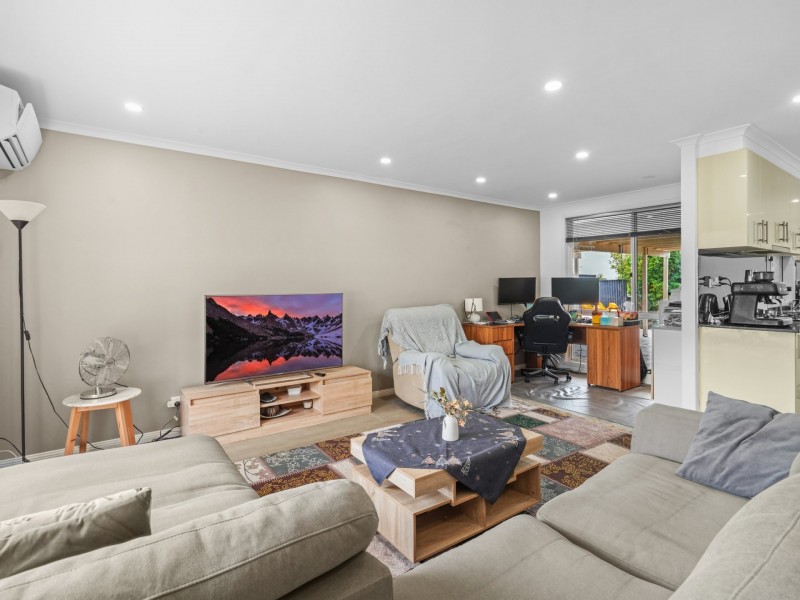 4 Westland Close, Raby NSW 2566