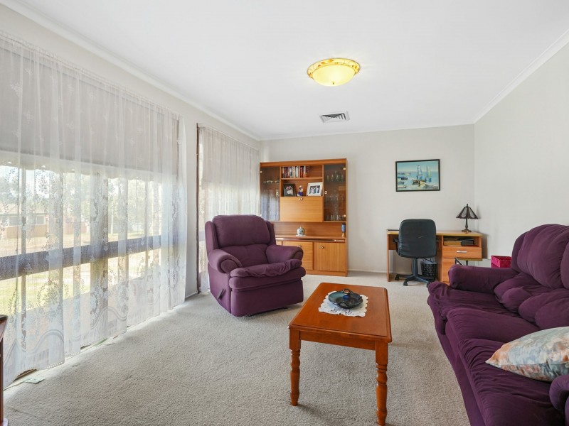1 Leven Place, St Andrews NSW 2566