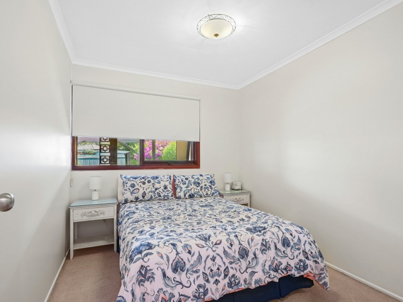 1 Leven Place, St Andrews NSW 2566