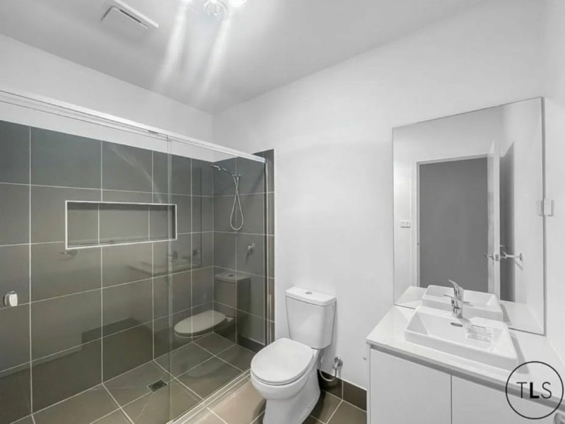 6A Doyle St, Campbelltown NSW 2560