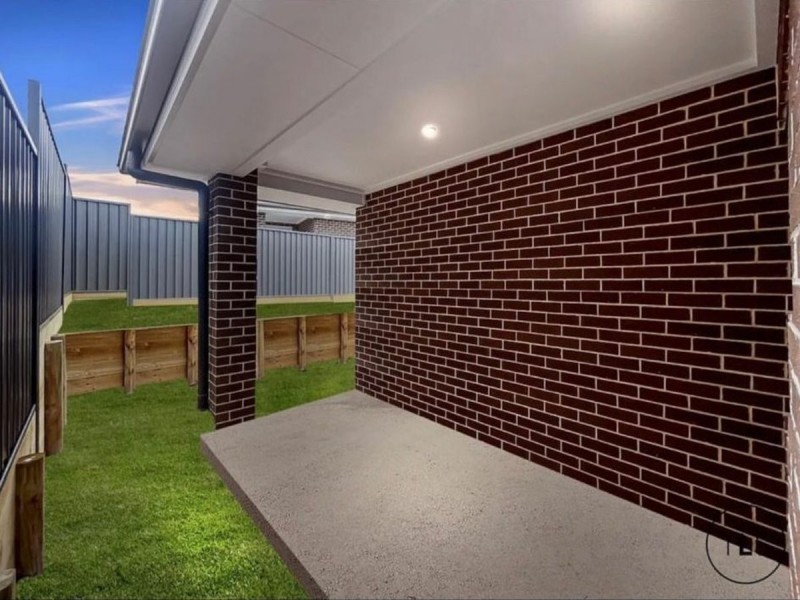 6A Doyle St, Campbelltown NSW 2560