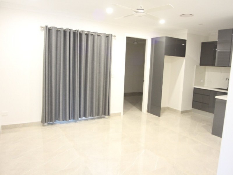 28A Solomon St, Campbelltown NSW 2560